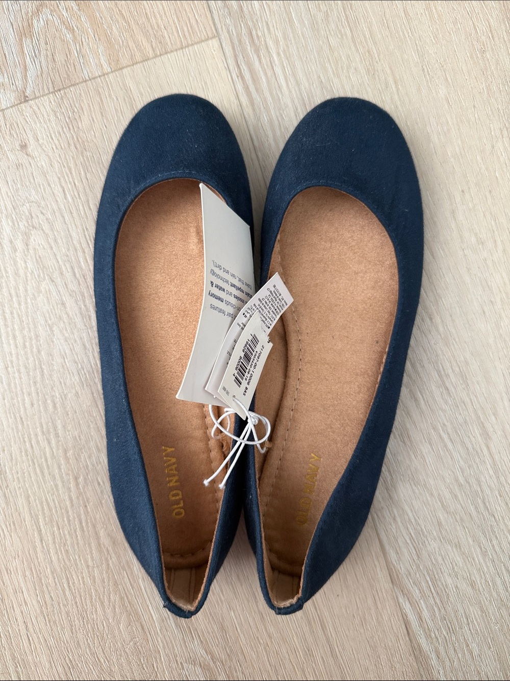 Old Navy women’s Navy Suede-Look Ballet Flats with Tan Insole - Picture 3 of 4